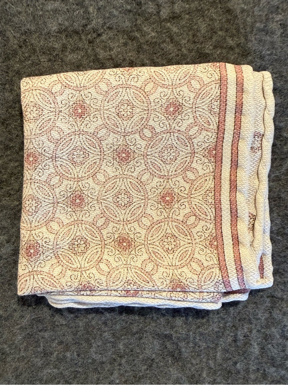 Brunello Cucinelli Cream and Dusty Pink Patterned pocket square